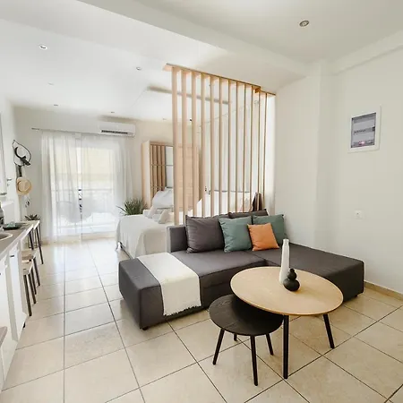 Central Apartments דירה