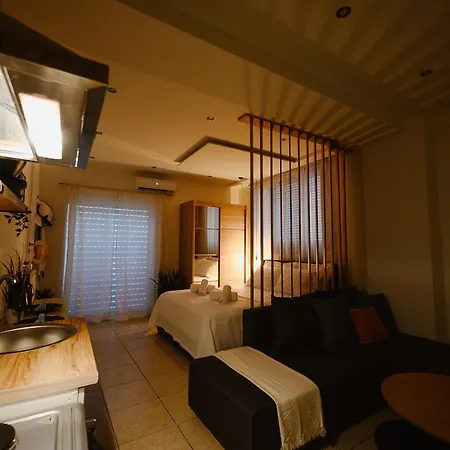 Central Apartments * Volos