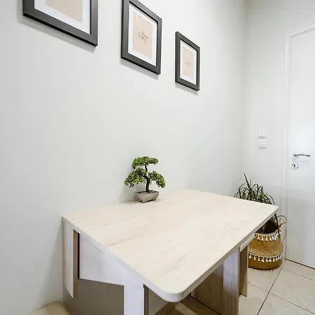 Central Apartments Apartment *