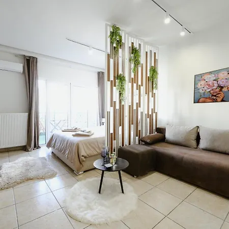 Central Apartments * Volos